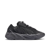 Yeezy Boost 700 MNVN Triple Noir