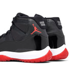 Air Jordan 11 Retro Playoffs Bred - Three Quarter View
