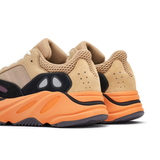 Yeezy Boost 700 Enflamme Ambre 