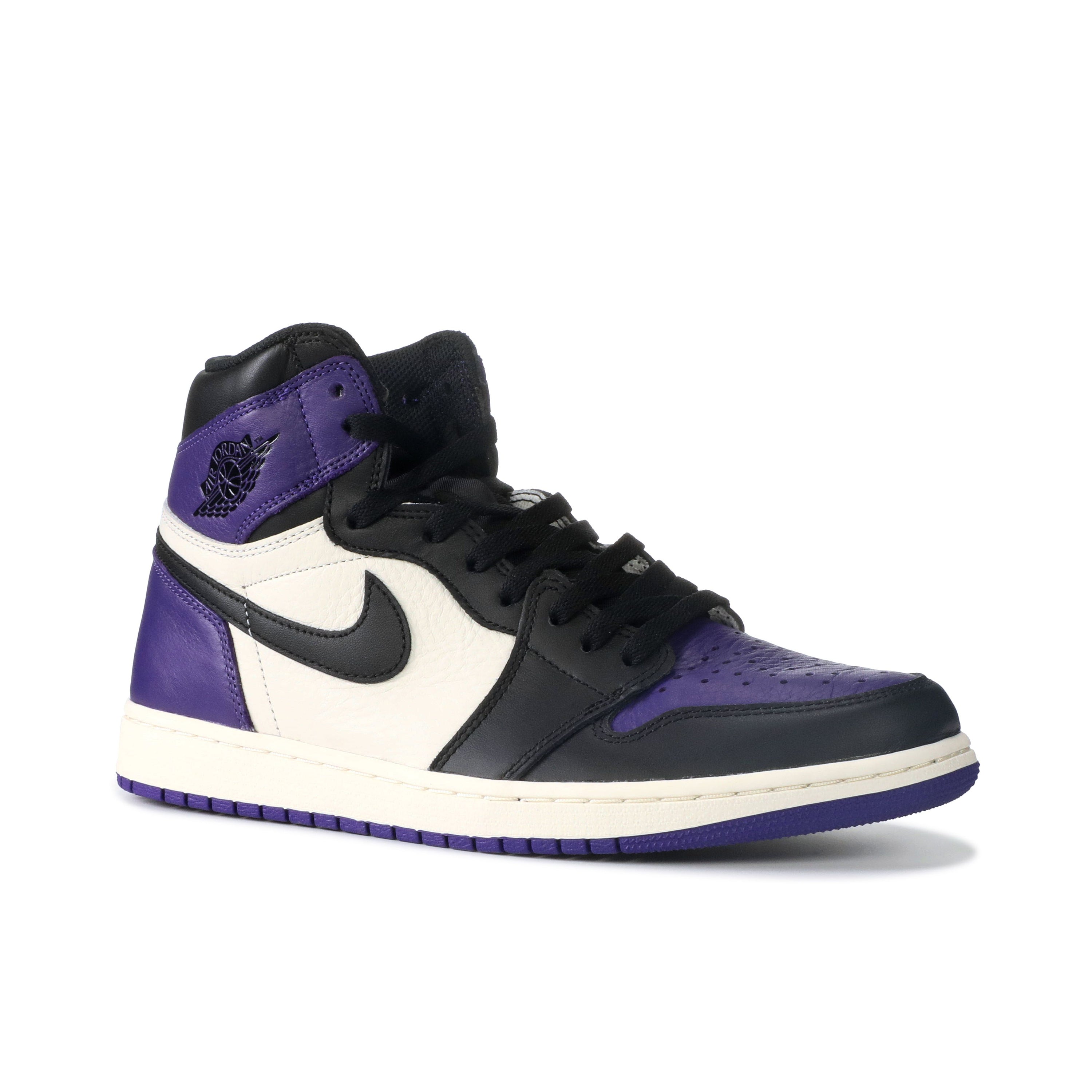 Air Jordan 1 Retro High OG Court Purple - Three Quarter View
