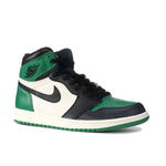 Air Jordan 1 Retro High OG Pine Green - Three Quarter View