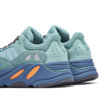 Yeezy Boost 700 Azur délavé