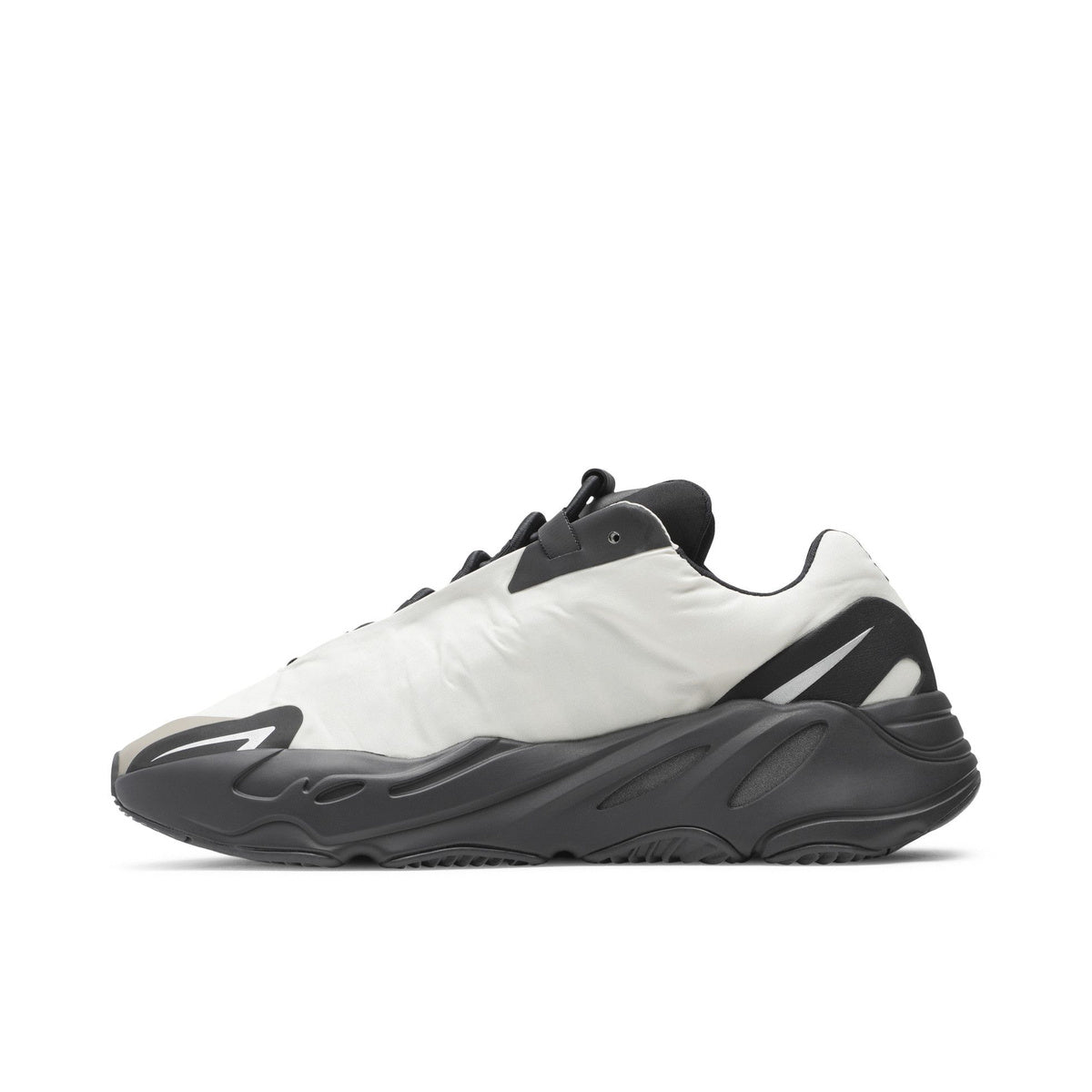 Yeezy Boost 700 MNVN Bone - Medial